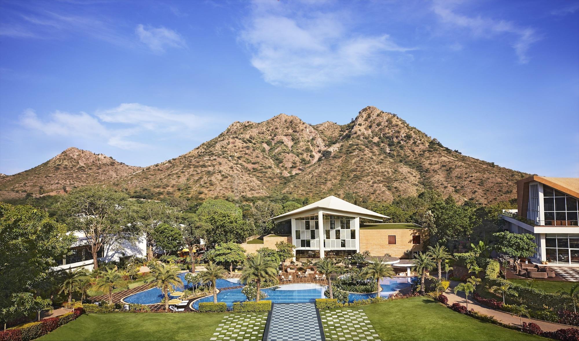Taj Aravali Resort & Spa Udaipur Extérieur photo